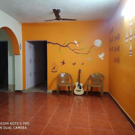 Hostel Easvari Grand Pg For Women - Female Only Chennai Exterior foto