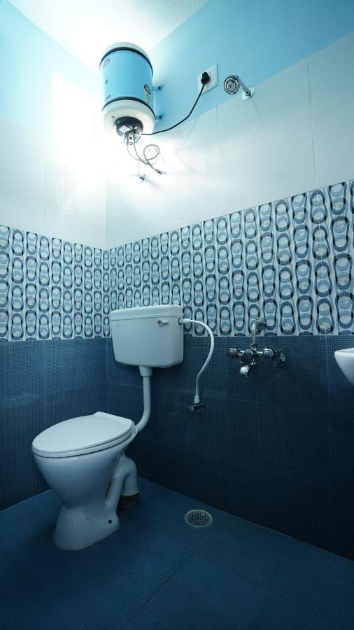 Hostel Easvari Grand Pg For Women - Female Only Chennai Exterior foto